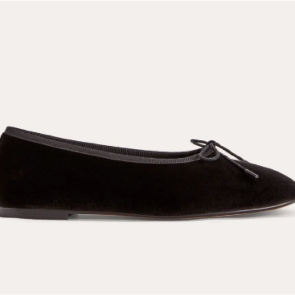 Everlane the day glove